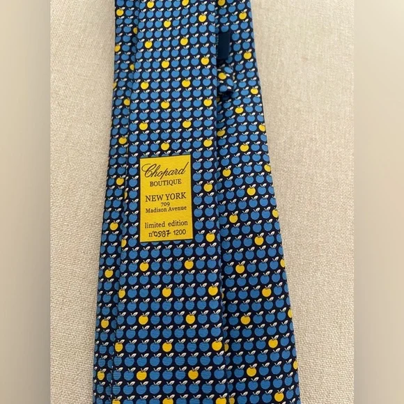 Chopard Limited edition Tie , blue and Yellow Apples - Picture 2 of 2